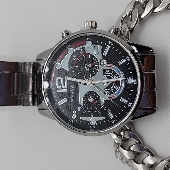 Men's Triple Dial Quartz Silver Tone Watch & Bracelet Set - Picture 4 of 11